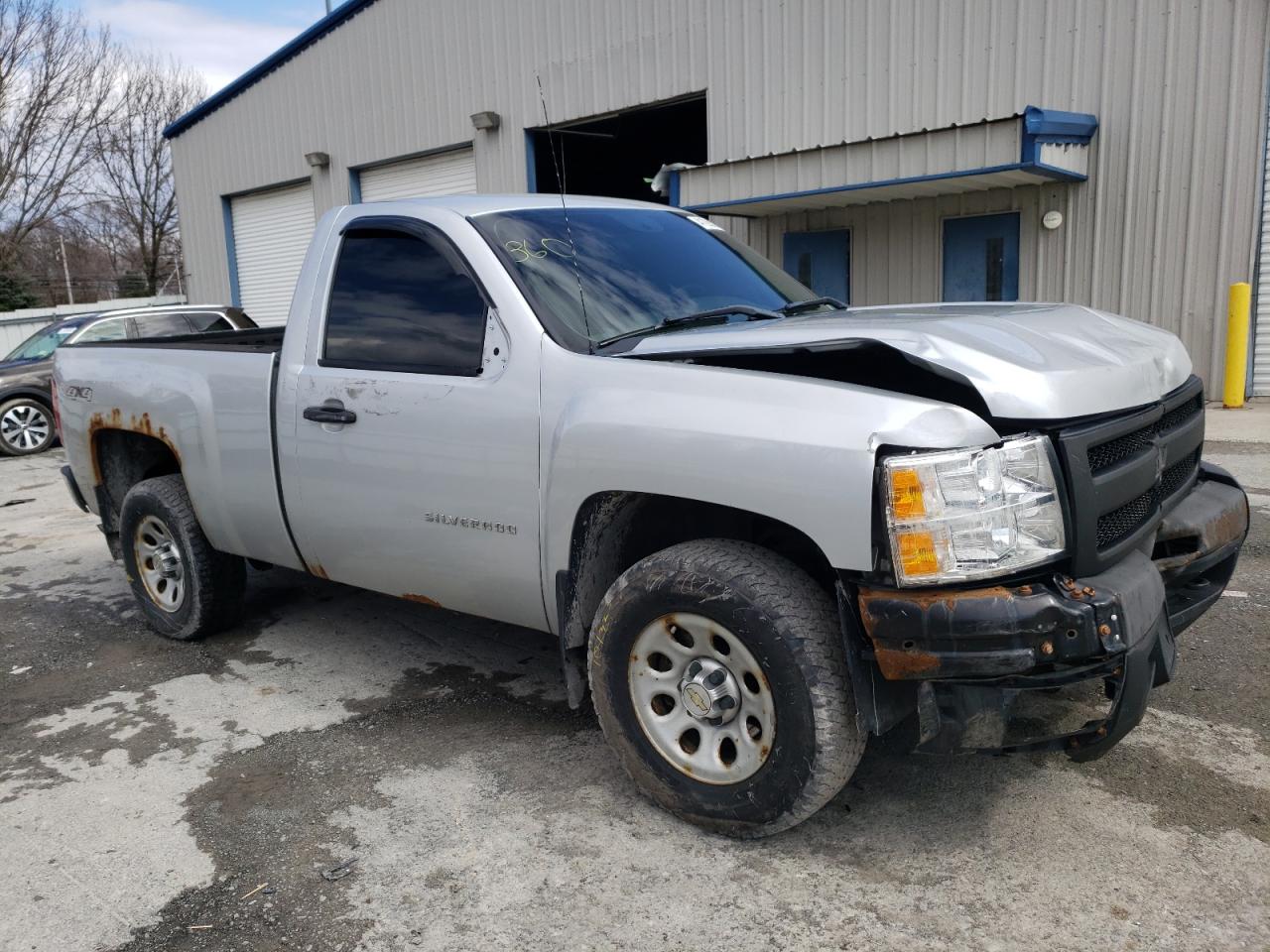Photo 1 from auction – 2013 CHEVROLET SILVERADO with VIN 1GCNKPE00DZ291702