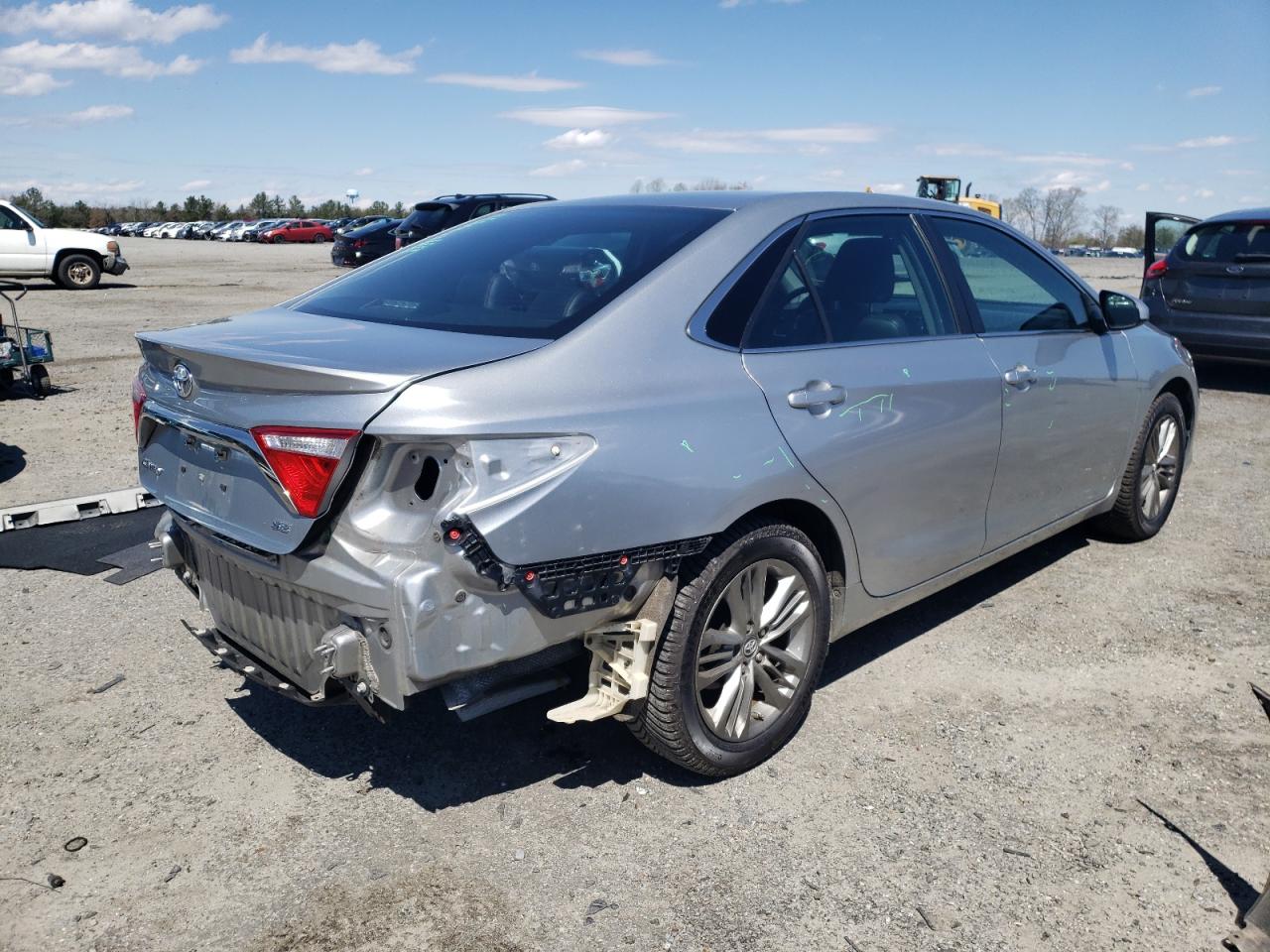 Photo 4 from auction – 2017 TOYOTA CAMRY LE with VIN 4T1BF1FK2HU390251
