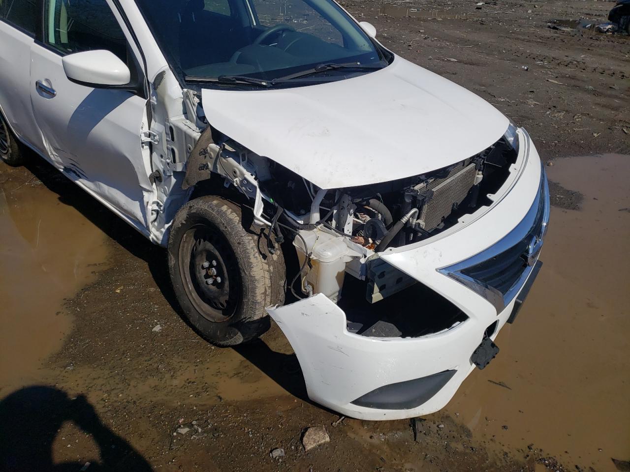 Photo 9 from auction – 2019 NISSAN VERSA S with VIN 3N1CN7AP2KL839014