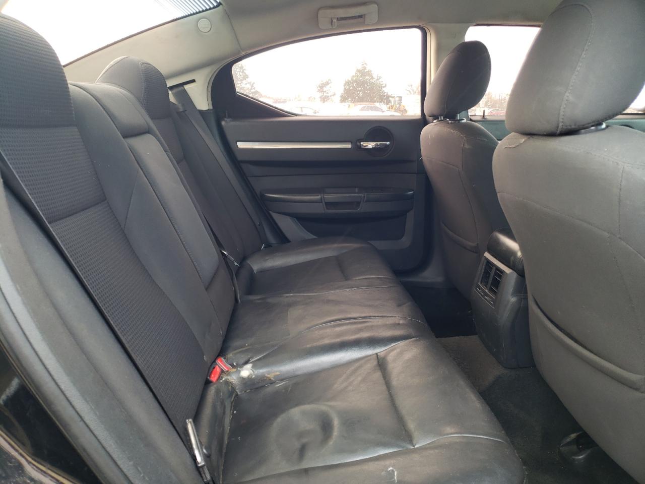 Photo 6 from auction – 2010 DODGE CHARGER SX with VIN 2B3CA3CVXAH310612