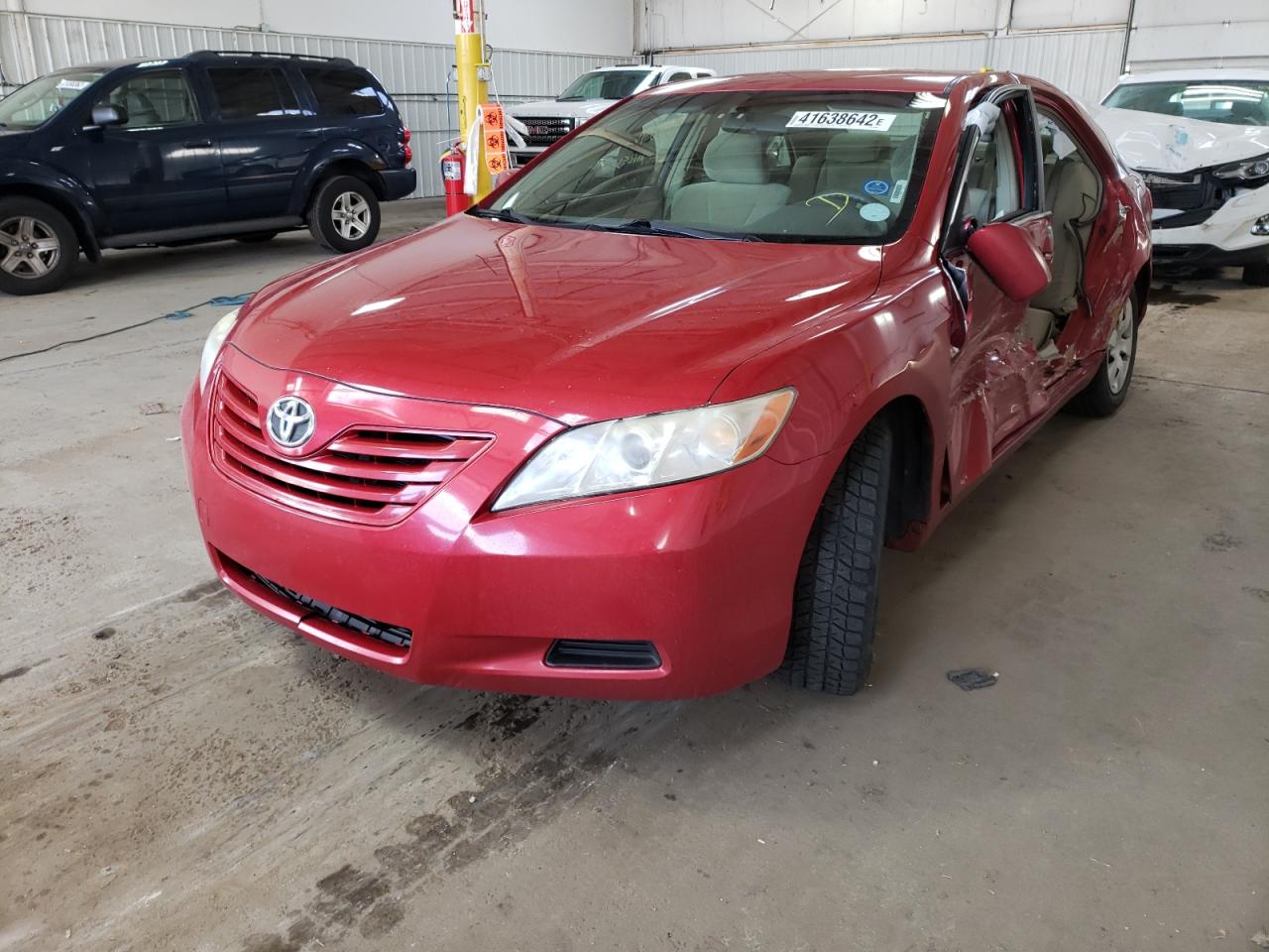 Photo 2 from auction – 2007 TOYOTA CAMRY CE with VIN JTNBE46K473070485