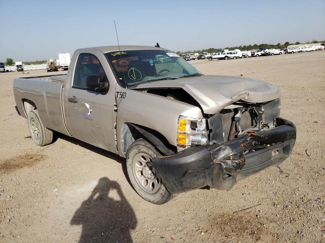 CHEVROLET SILVERADO 2008 with VIN 1GCEC14C68Z283373 - Photo from auction