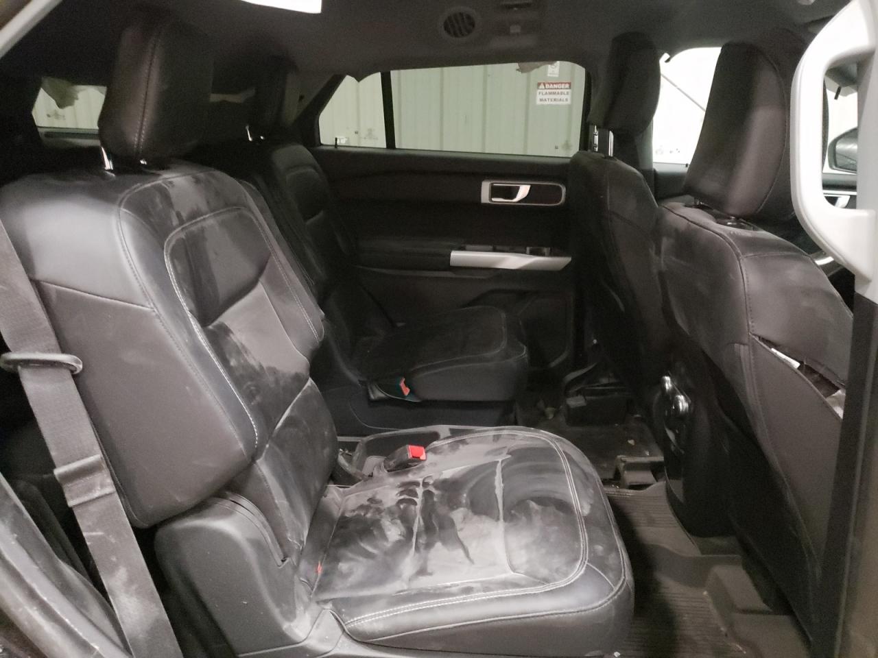 Photo 6 from auction – 2021 FORD EXPLORER X with VIN 1FMSK8DH4MGB13301