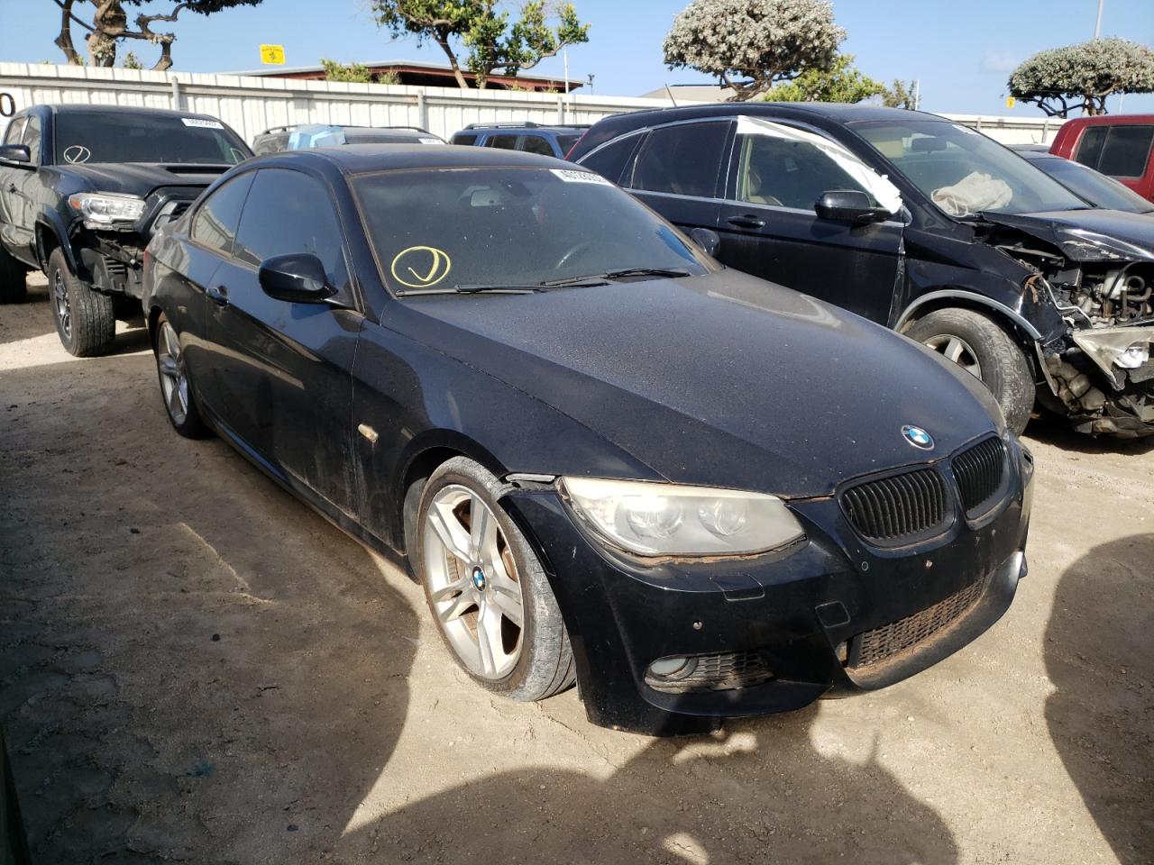 BMW 328 I 2011 with VIN WBAKE3C53BE557877 - Photo from auction