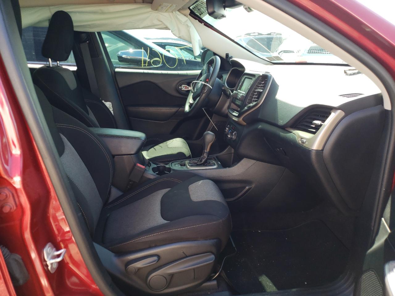 Photo 5 from auction – 2017 JEEP CHEROKEE S with VIN 1C4PJLAB2HW502658