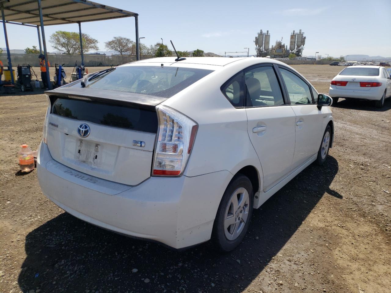 Photo 4 from auction – 2011 TOYOTA PRIUS with VIN JTDKN3DU7B0295707