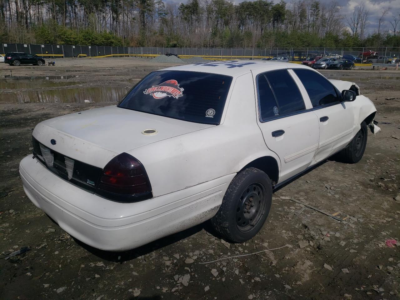 Photo 4 from auction – 2011 FORD CROWN VICT with VIN 2FABP7BV4BX163072