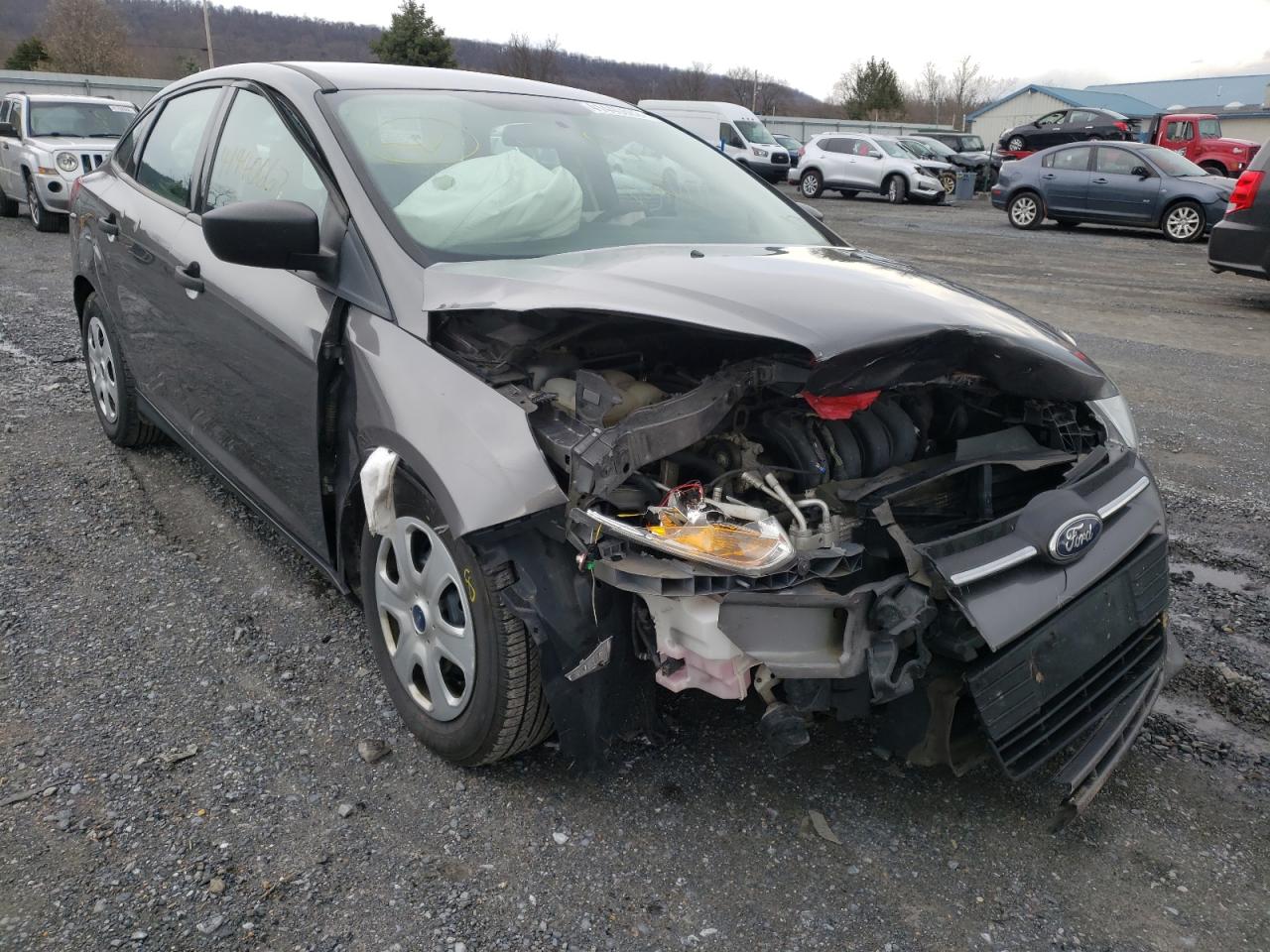 Photo 9 from auction – 2014 FORD FOCUS S with VIN 1FADP3E22EL449619