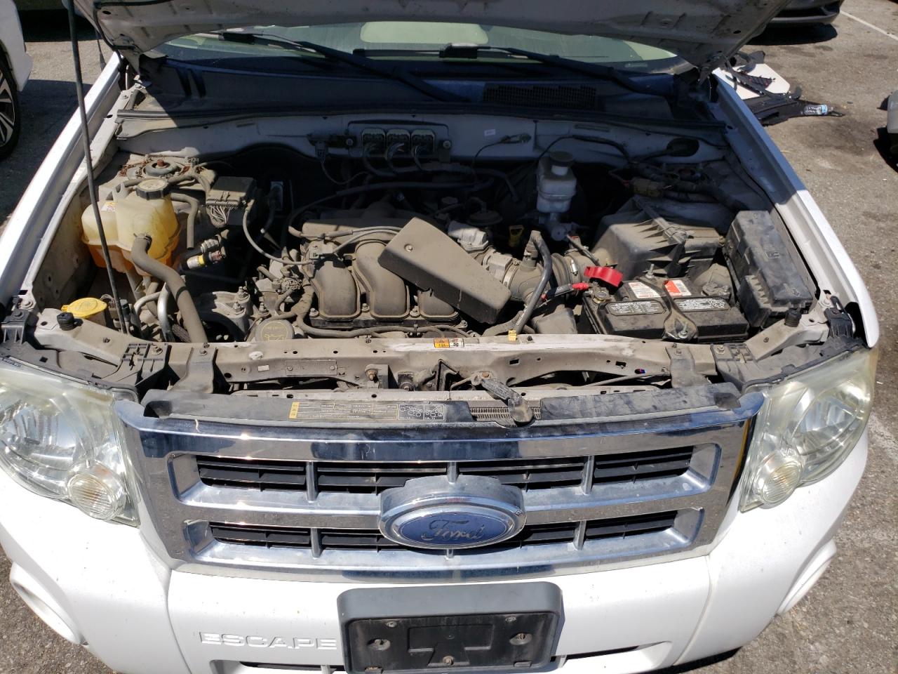 Photo 7 from auction – 2008 FORD ESCAPE XLT with VIN 1FMCU03138KA38632
