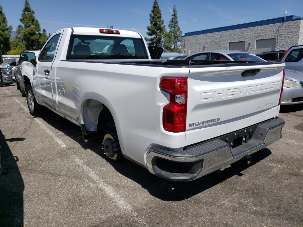 Photo 3 from auction – 2021 CHEVROLET SILVERADO with VIN 3GCNWAEF4MG408395