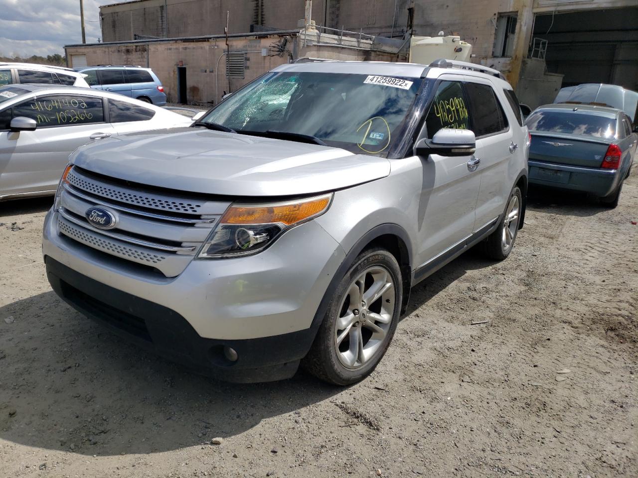 Photo 2 from auction – 2011 FORD EXPLORER L with VIN 1FMHK8F81BGA72064
