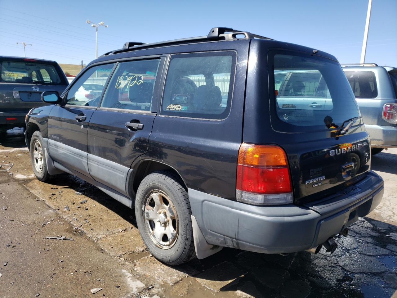 Photo 3 from auction – 1998 SUBARU FORESTER L with VIN JF1SF6353WH706431