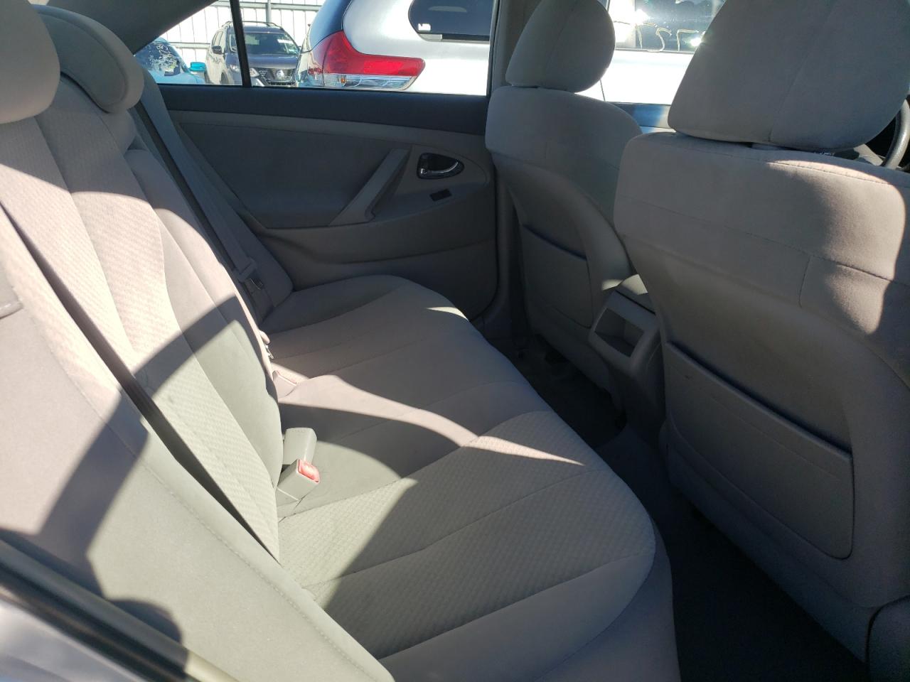 Photo 6 from auction – 2007 TOYOTA CAMRY CE with VIN 4T1BE46K47U565862
