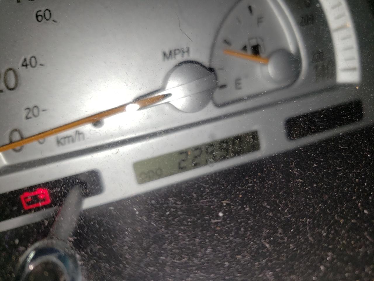 Photo 8 from auction – 2002 TOYOTA CAMRY LE with VIN 4T1BE32K22U503840