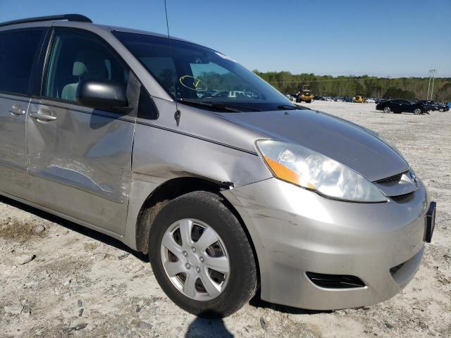Photo 9 from auction – 2010 TOYOTA SIENNA CE with VIN 5TDKK4CC8AS308709