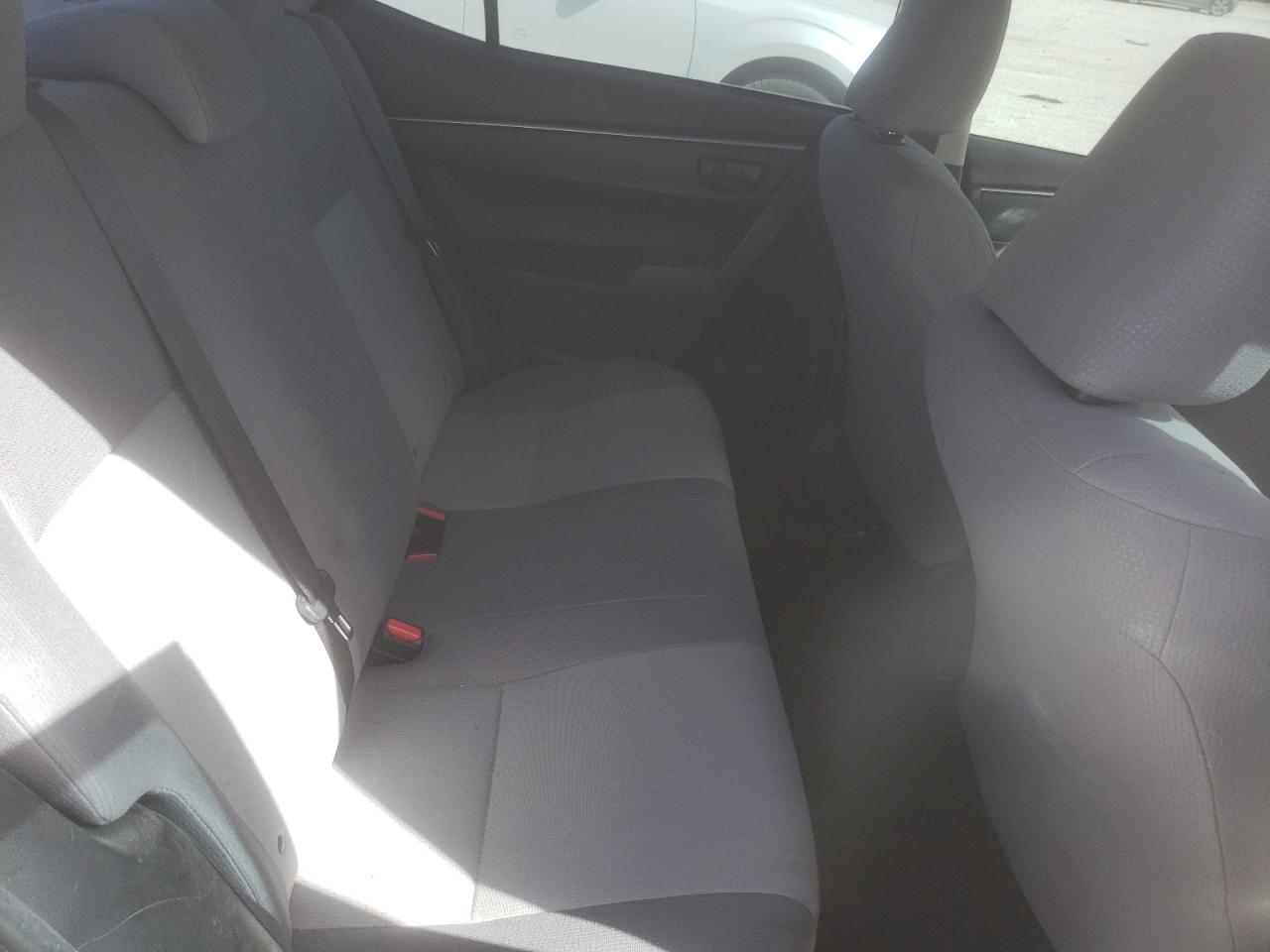 Photo 6 from auction – 2015 TOYOTA COROLLA L with VIN 5YFBURHE1FP345103
