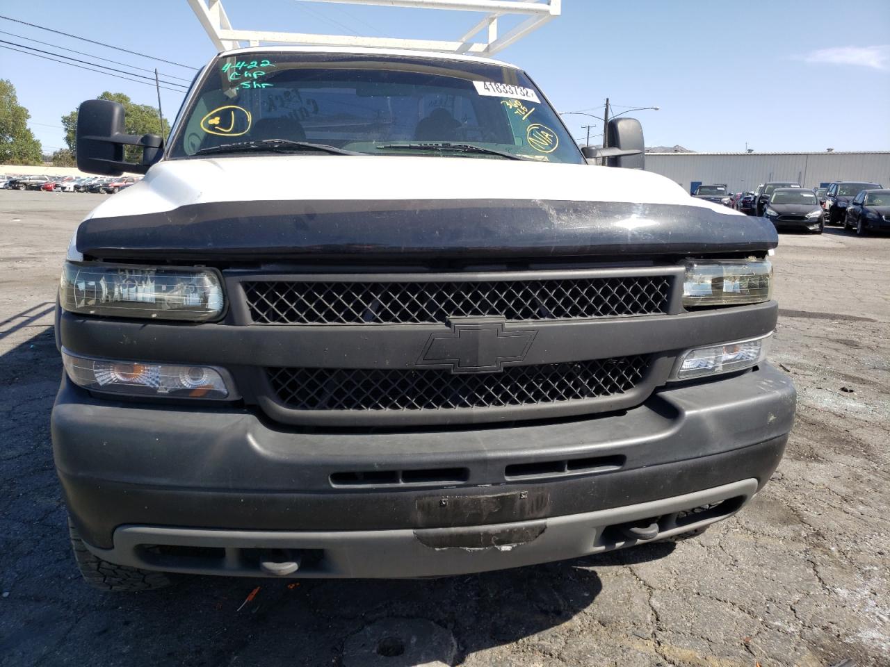 Photo 10 from auction – 2002 CHEVROLET SILVERADO with VIN 1GBHC24U52E105243