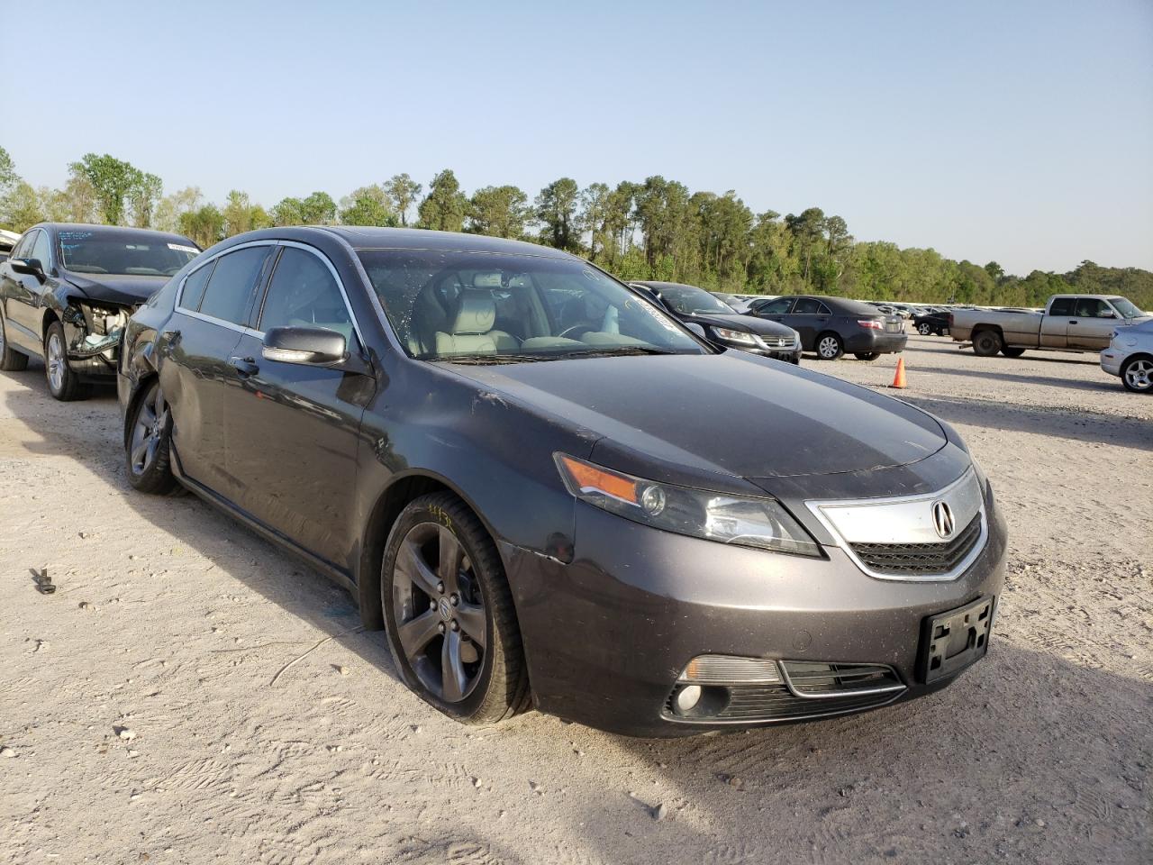 ACURA TL ADVANCE 2013 with VIN 19UUA8F73DA010752 - Photo from auction