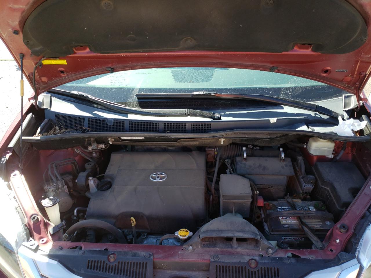 Photo 7 from auction – 2015 TOYOTA SIENNA XLE with VIN 5TDYK3DC2FS653308