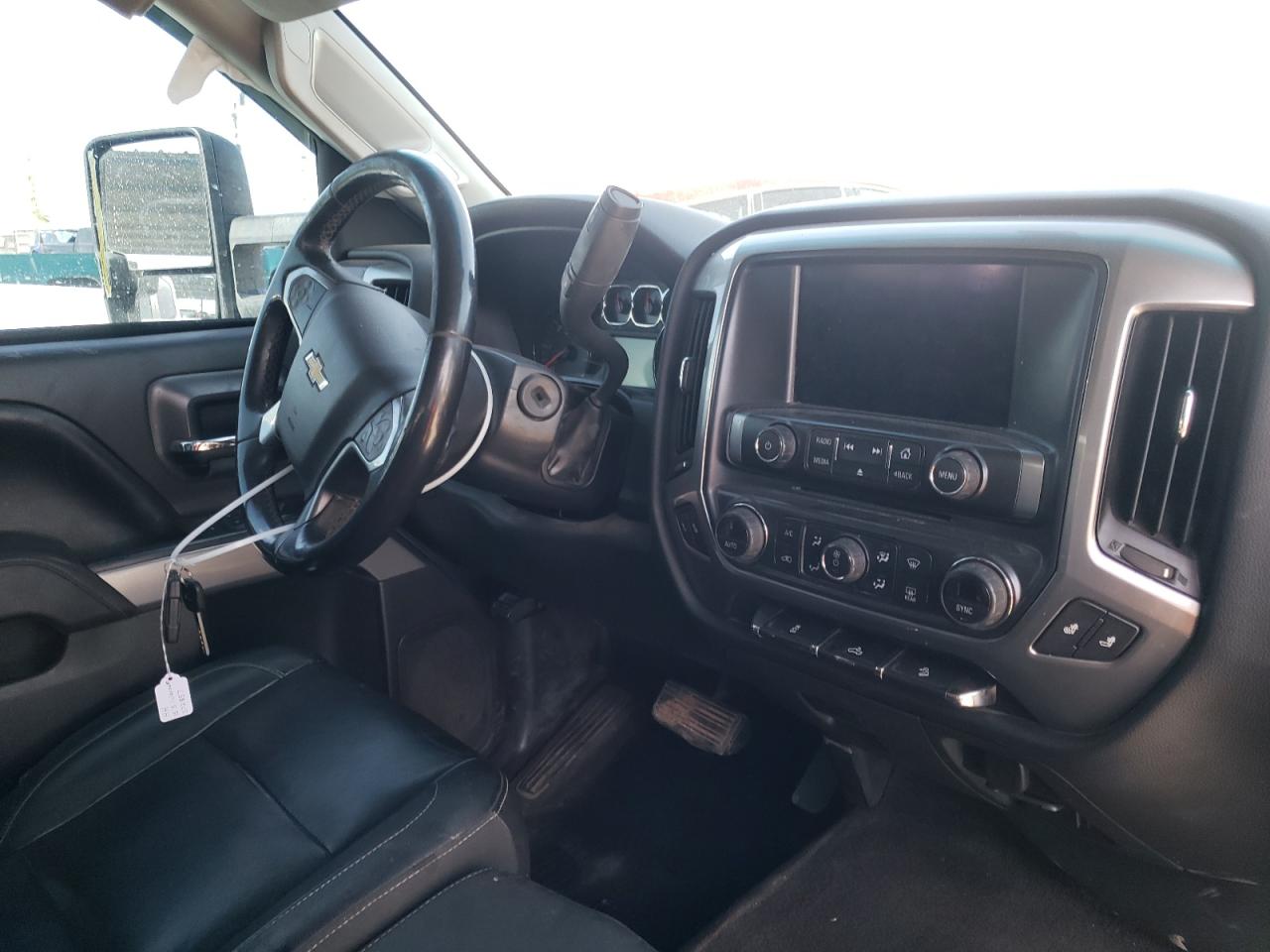 Photo 9 from auction – 2015 CHEVROLET SILVERADO with VIN 1GC1KVEG4FF572857