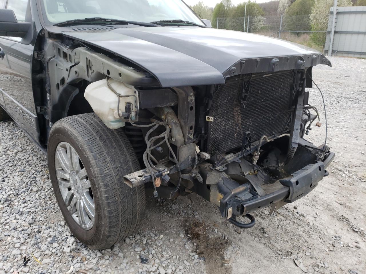 Photo 9 from auction – 2008 LINCOLN NAVIGATOR with VIN 5LMFU27518LJ05516