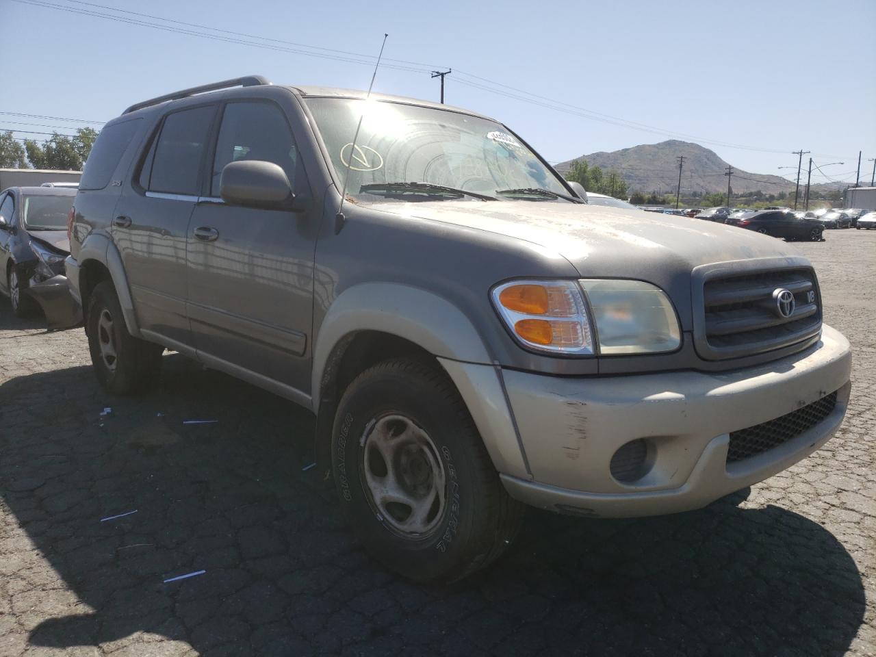TOYOTA SEQUOIA SR 2004 with VIN 5TDZT34A24S235196 - Photo from auction