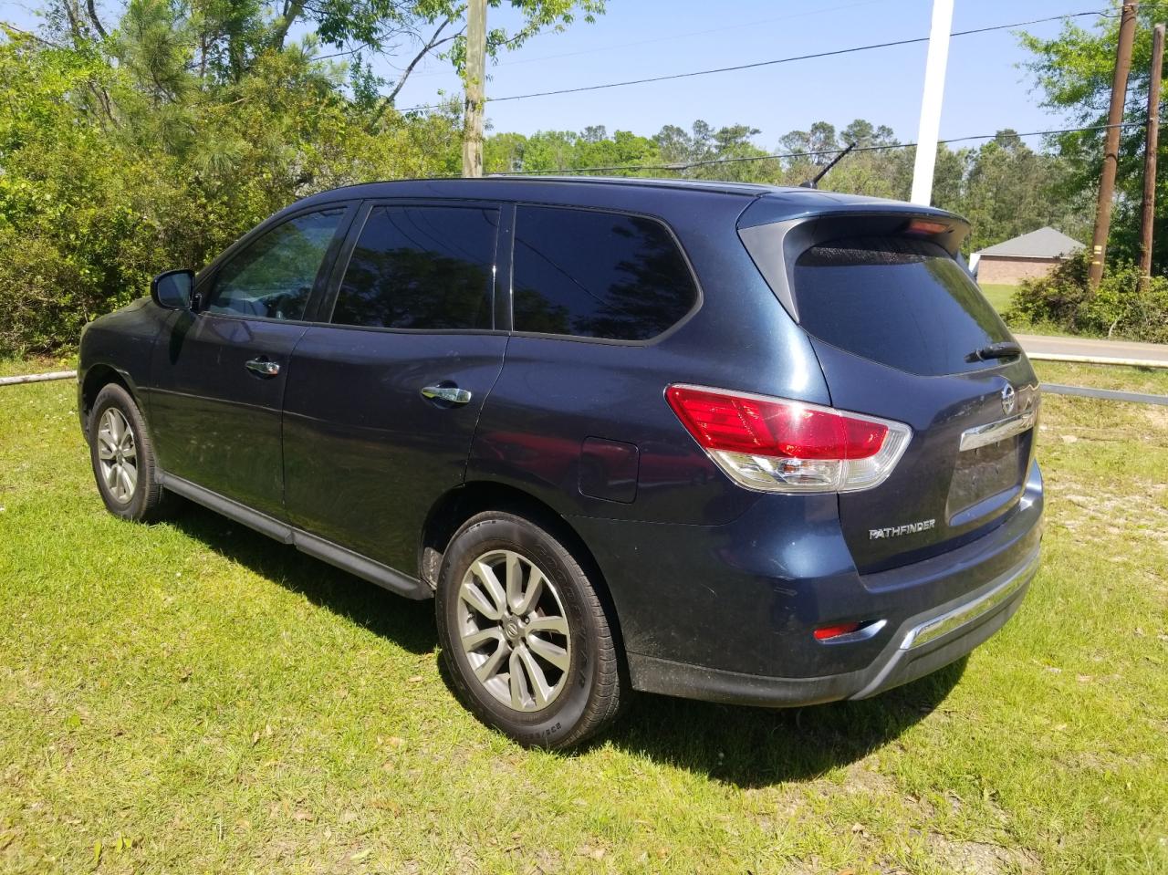 Photo 3 from auction – 2013 NISSAN PATHFINDER with VIN 5N1AR2MN3DC661386