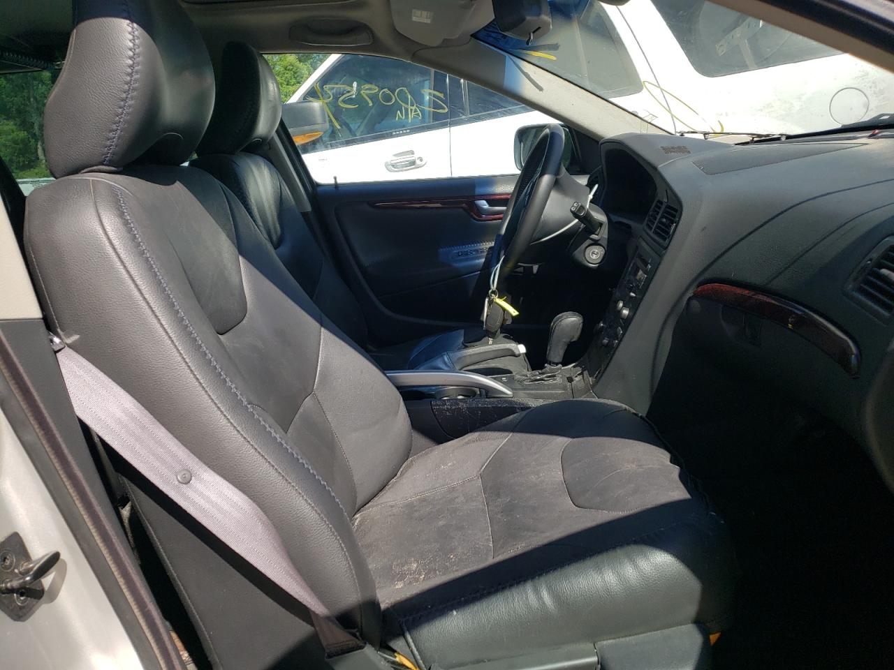 Photo 5 from auction – 2004 VOLVO XC70 with VIN YV1SZ59H541155948