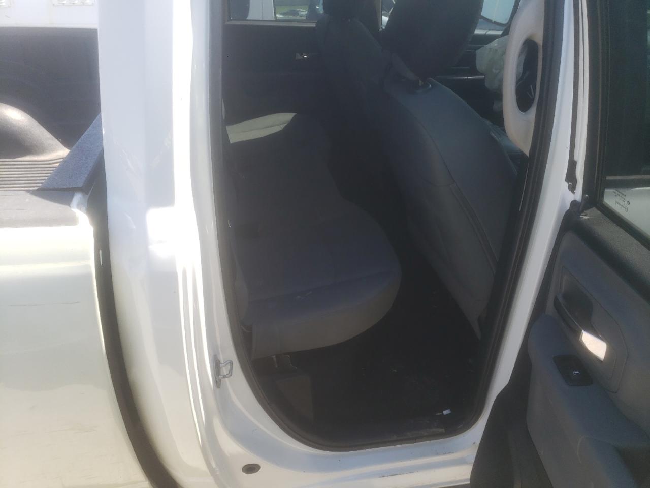 Photo 6 from auction – 2014 RAM 1500 SLT with VIN 1C6RR6GT5ES169997