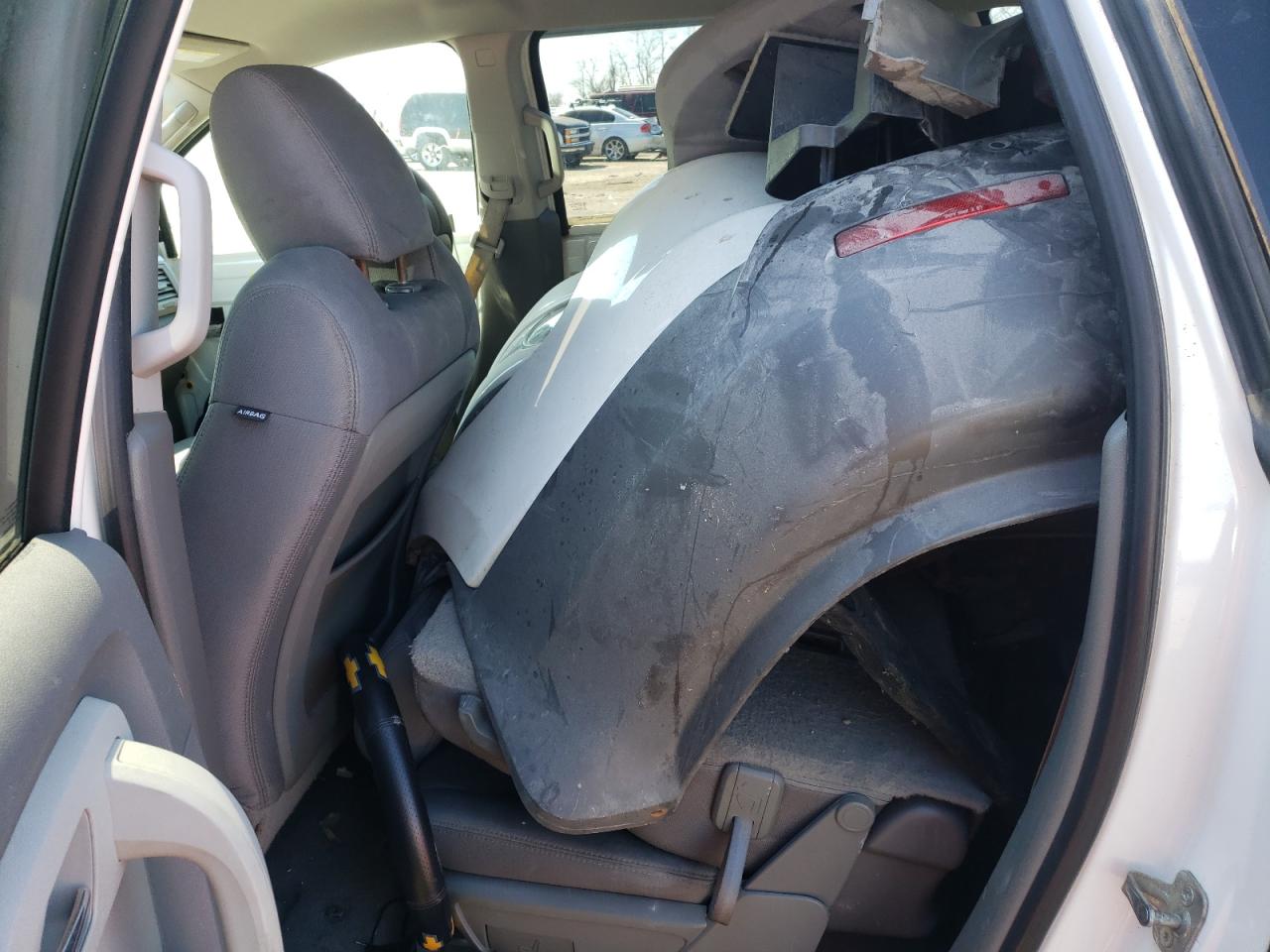 Photo 6 from auction – 2012 CHEVROLET TRAVERSE L with VIN 1GNKVGED1CJ154835