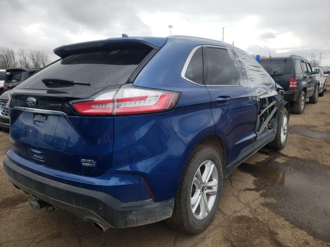 Photo 4 from auction – 2020 FORD EDGE SEL with VIN 2FMPK4J90LBB13345