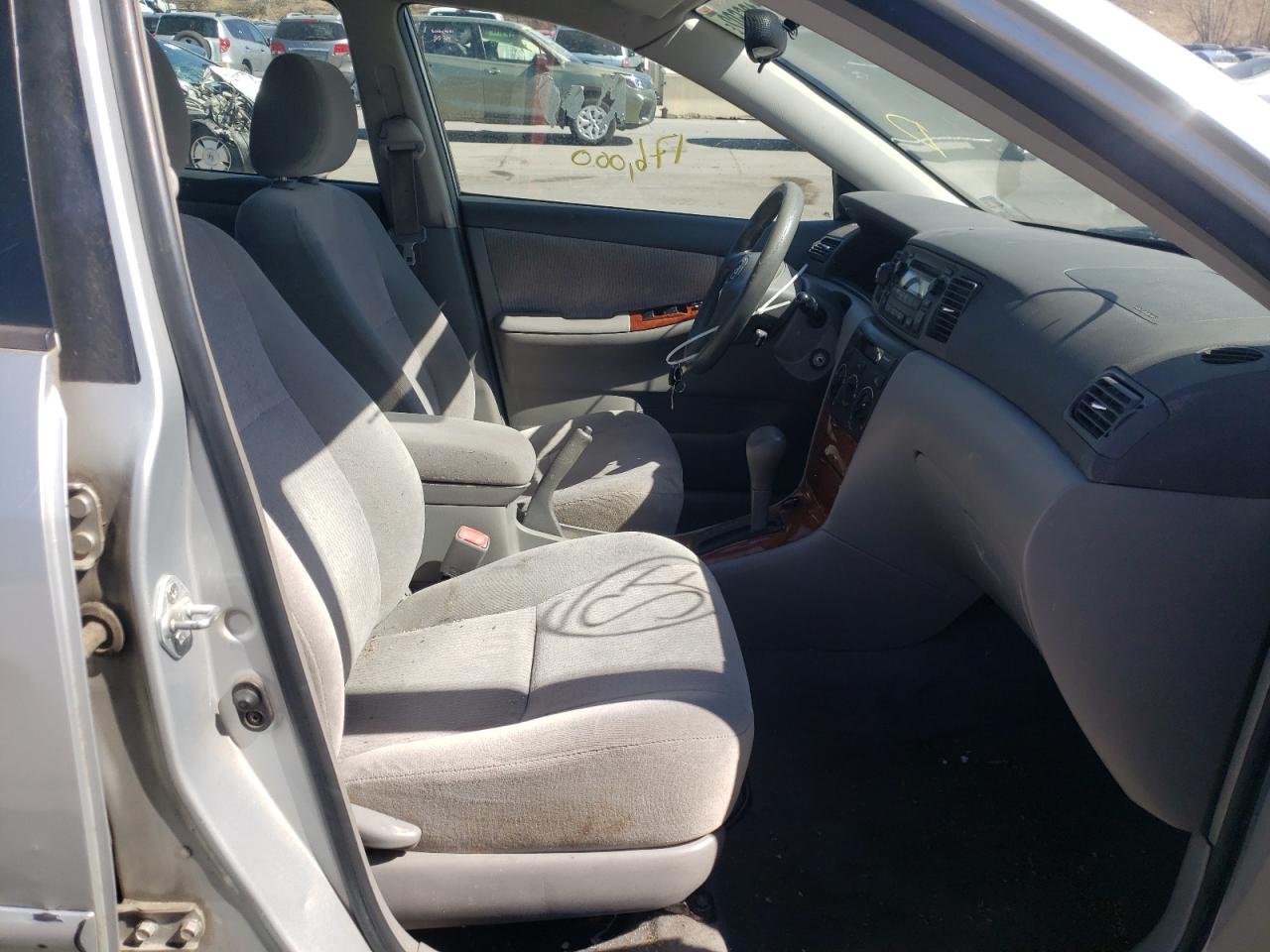 Photo 5 from auction – 2006 TOYOTA COROLLA CE with VIN JTDBR32E160071502
