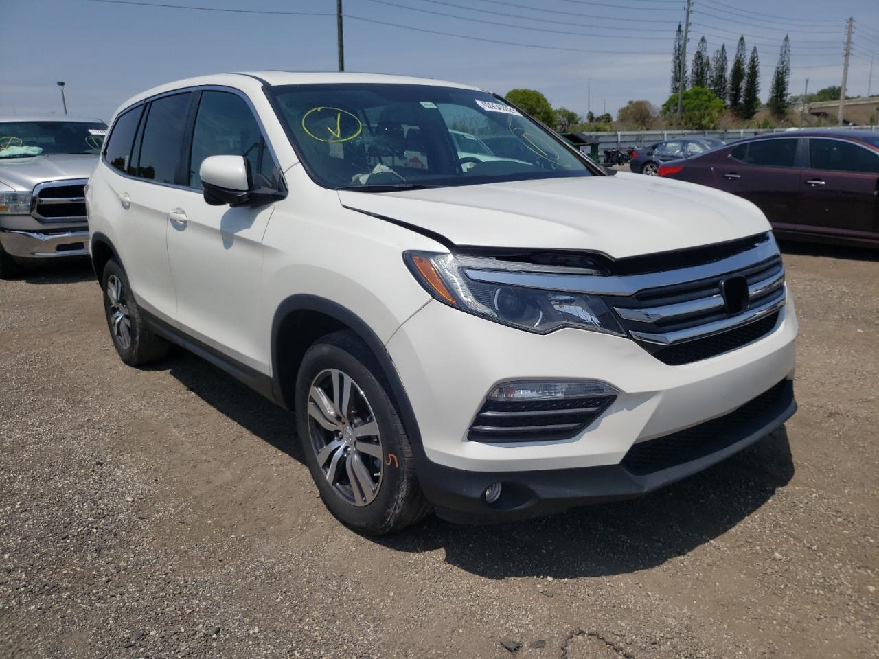 HONDA PILOT EXL 2018 with VIN 5FNYF5H56JB016818 - Photo from auction