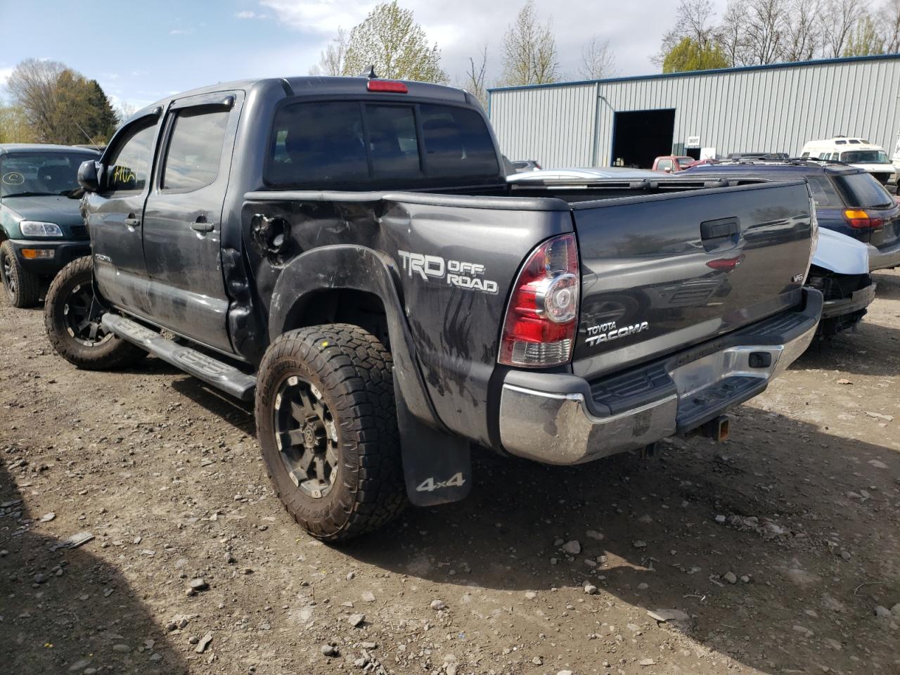 Photo 3 from auction – 2014 TOYOTA TACOMA DOU with VIN 3TMLU4EN3EM164196