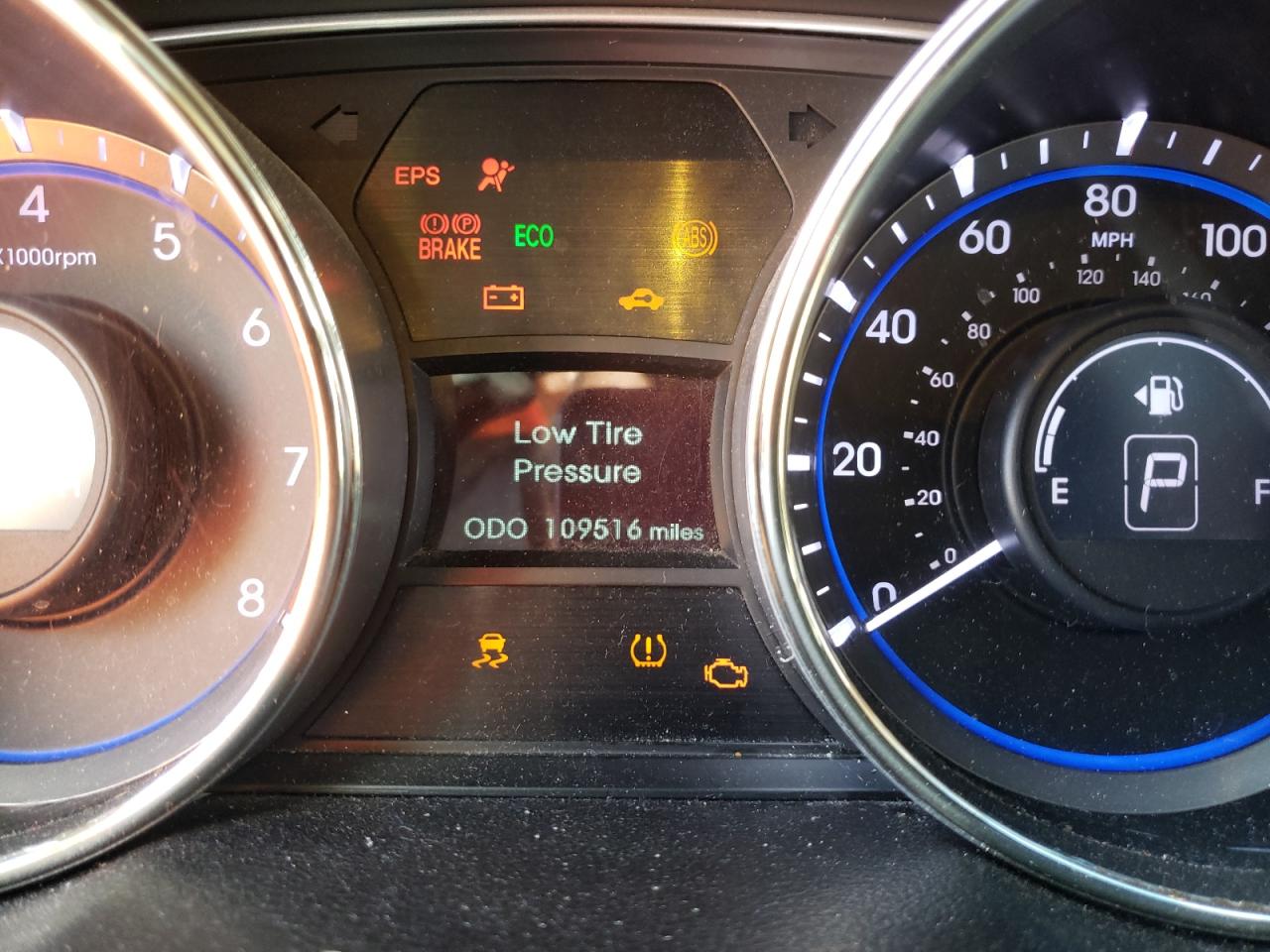 Foto 8 de la subasta – 2012 HYUNDAI SONATA SE con VIN 5NPEC4AC4CH463621