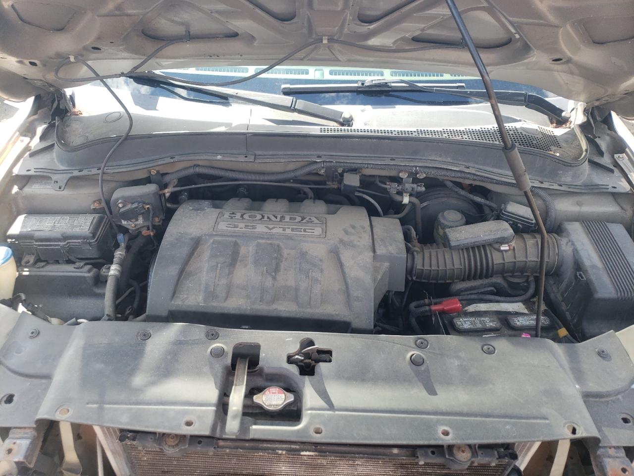 Photo 7 from auction – 2006 HONDA PILOT EX with VIN 2HKYF18516H526107