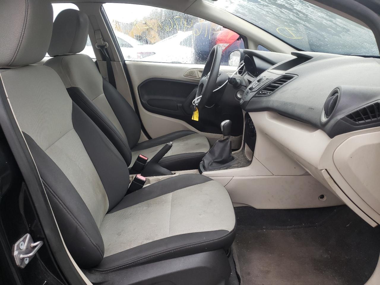 Photo 5 from auction – 2011 FORD FIESTA S with VIN 3FADP4AJ0BM113531
