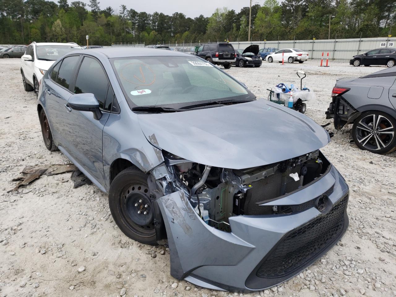 TOYOTA COROLLA LE 2020 with VIN 5YFEPRAE8LP095756 - Photo from auction