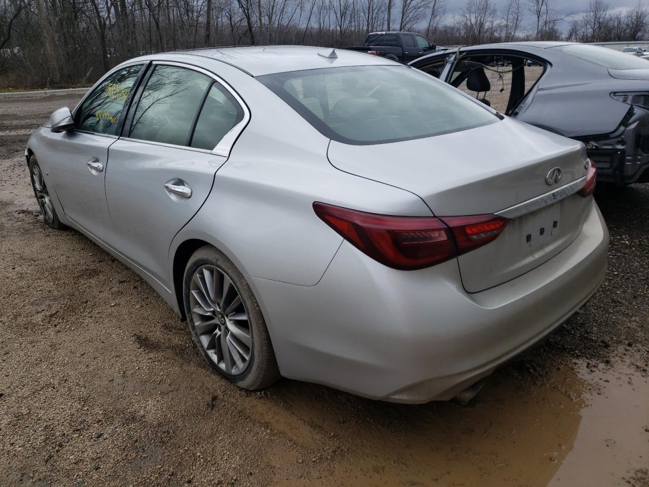 Photo 3 from auction – 2018 INFINITI Q50 LUXE with VIN JN1EV7AP1JM354411