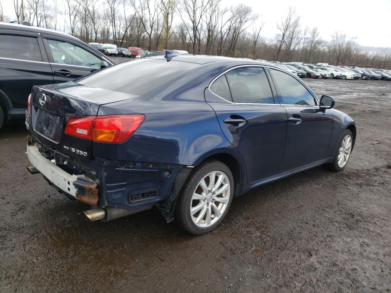 Photo 4 from auction – 2007 LEXUS IS 250 with VIN JTHCK262775012380