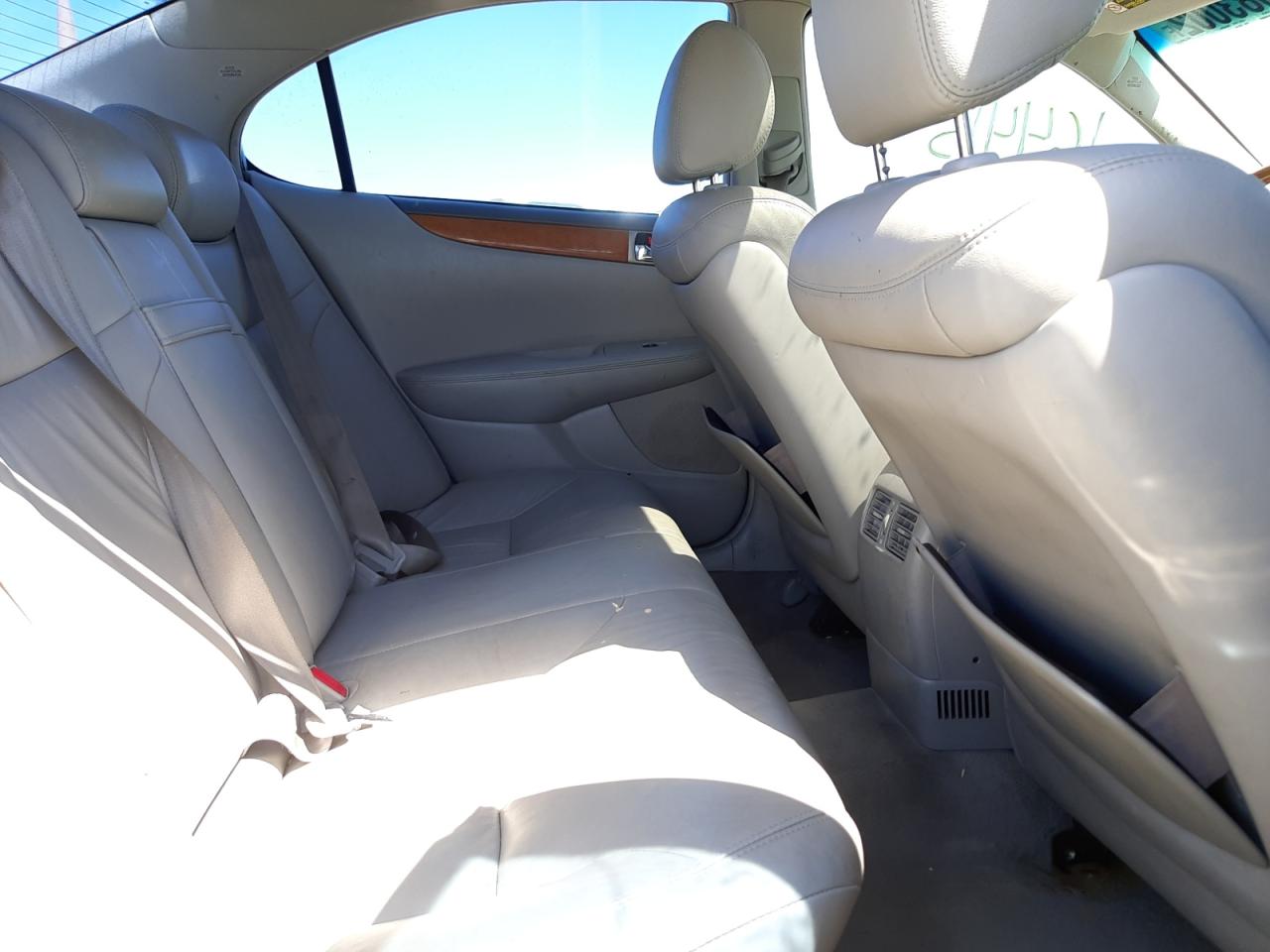 Photo 6 from auction – 2006 LEXUS ES 330 with VIN JTHBA30G265163554