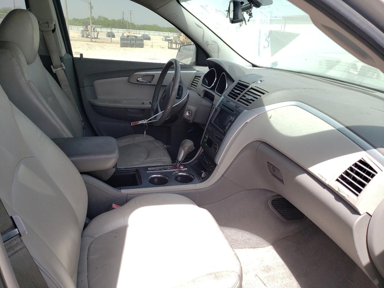 Photo 5 from auction – 2011 CHEVROLET TRAVERSE L with VIN 1GNKRJED2BJ106129