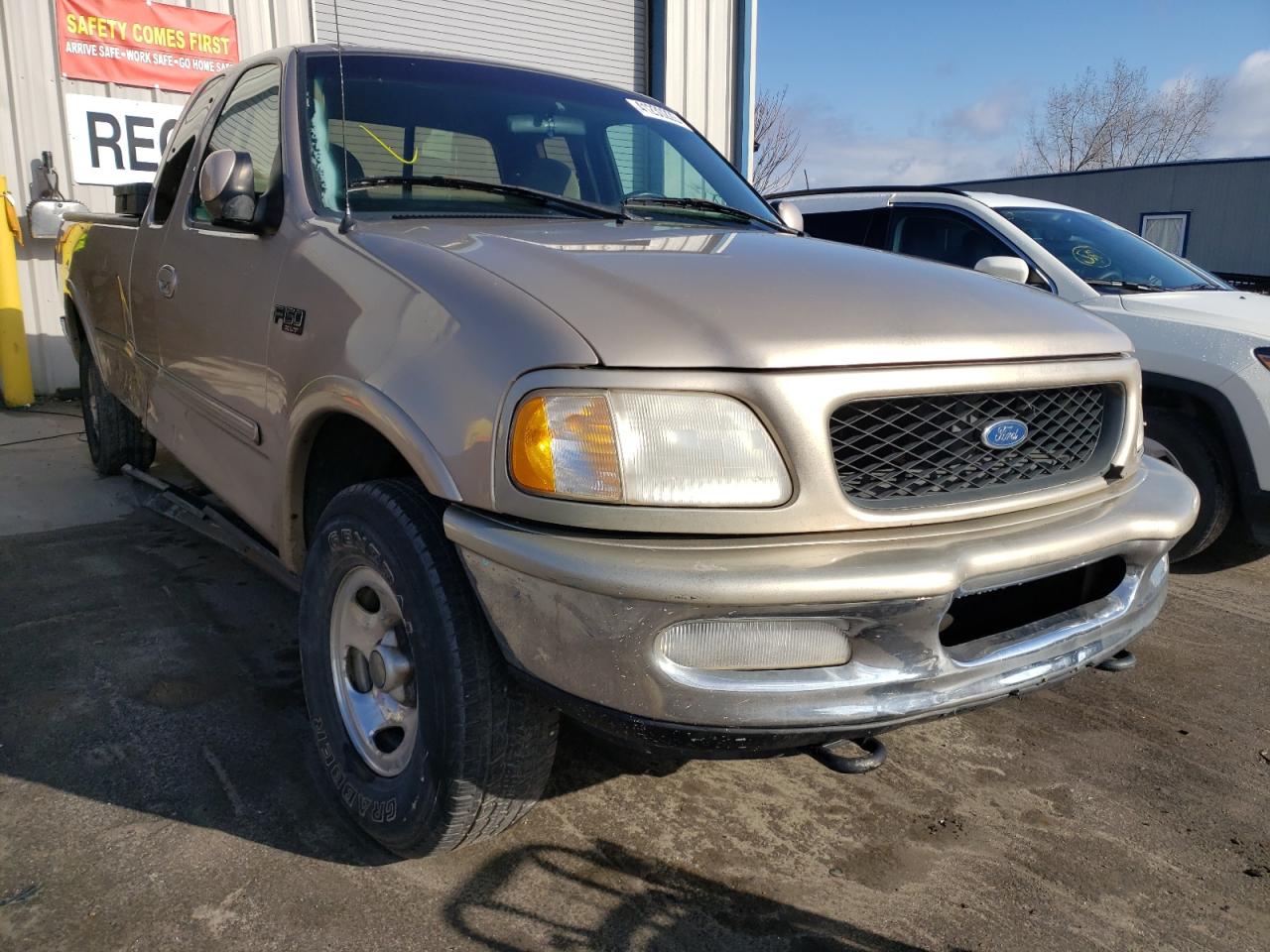 Photo 1 from auction – 1997 FORD F150 with VIN 1FTDX18W8VNC70728