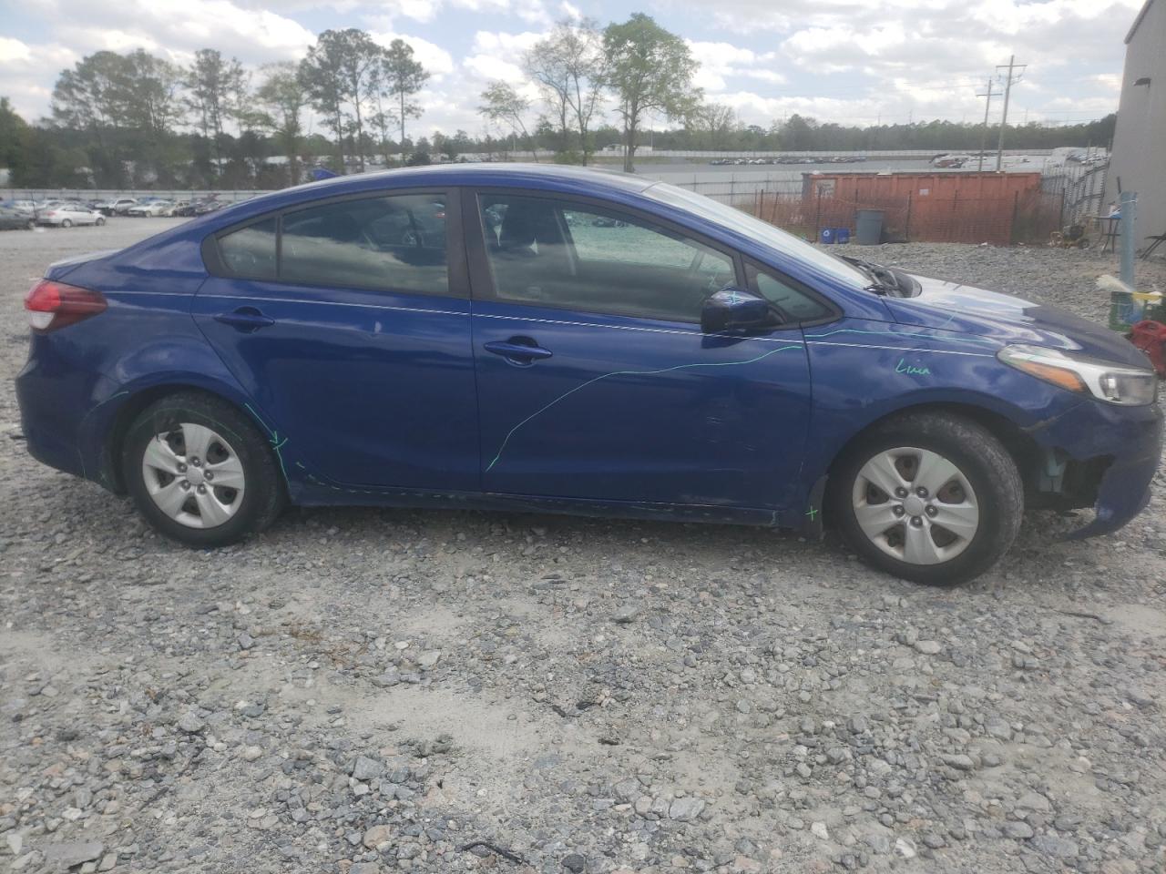 Photo 9 from auction – 2017 KIA FORTE LX with VIN 3KPFK4A78HE114158