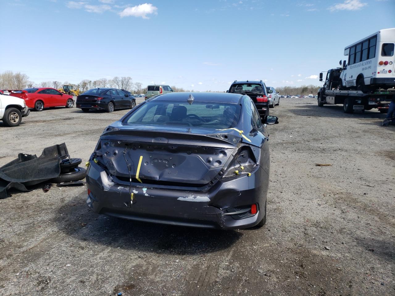 Photo 9 from auction – 2016 HONDA CIVIC EX with VIN 2HGFC2F88GH500800