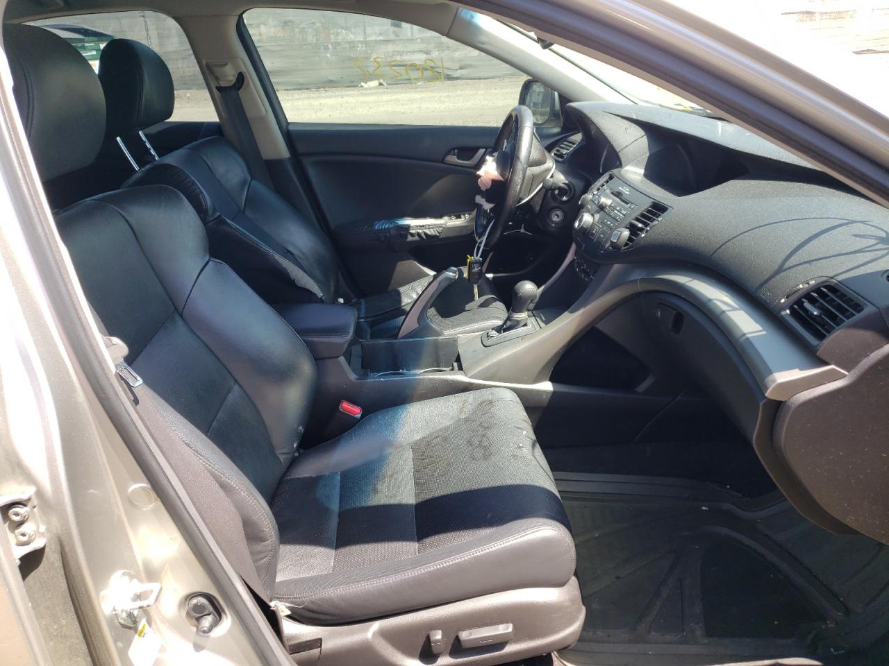 Photo 5 from auction – 2009 ACURA TSX with VIN JH4CU26679C037274