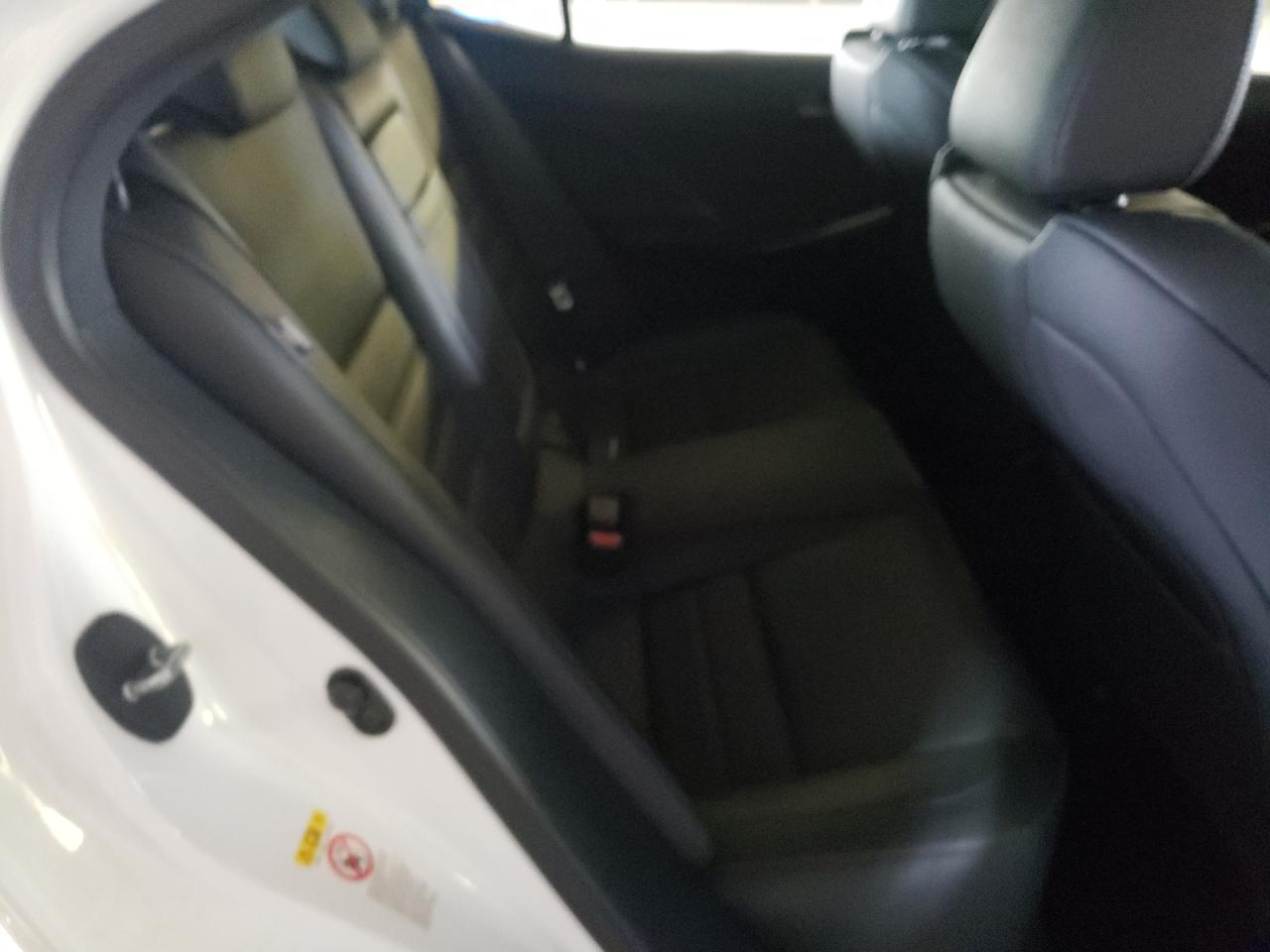 Photo 6 from auction – 2017 LEXUS IS 300 with VIN JTHCM1D20H5023536