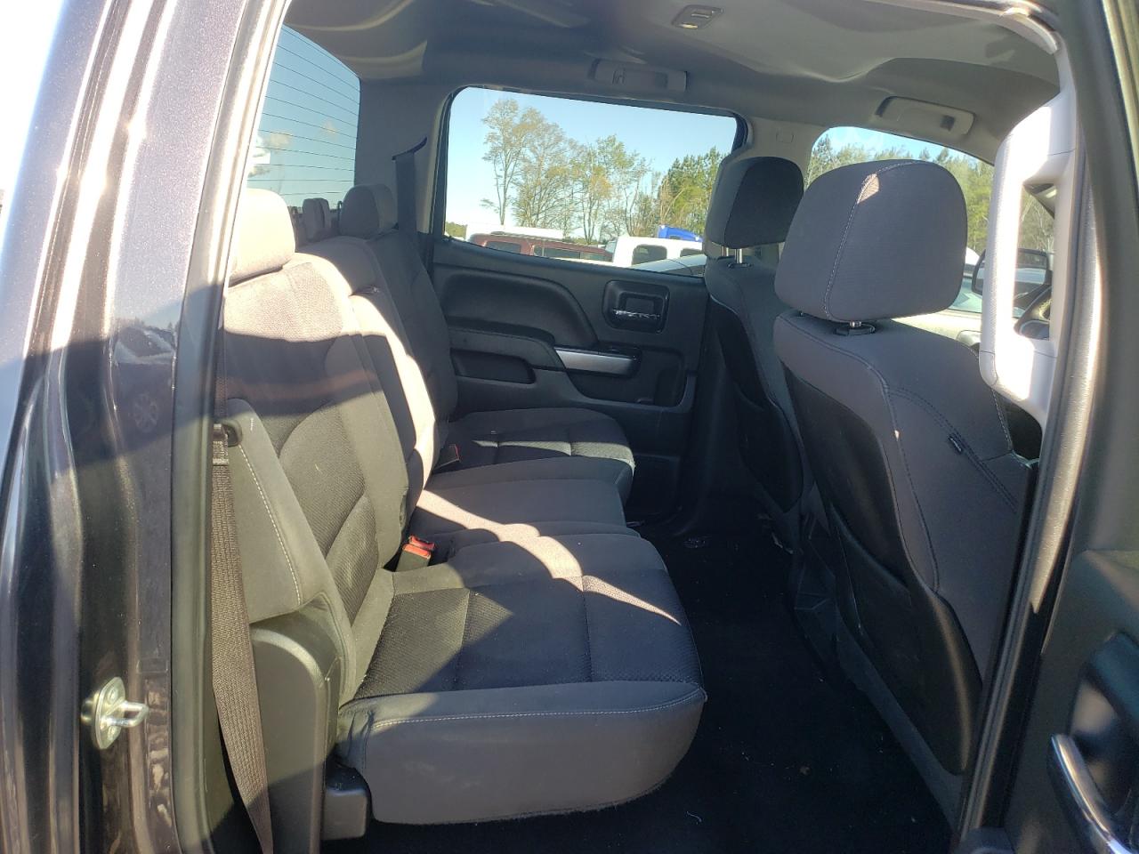 Photo 6 from auction – 2014 CHEVROLET SILVERADO with VIN 3GCUKREC9EG307950
