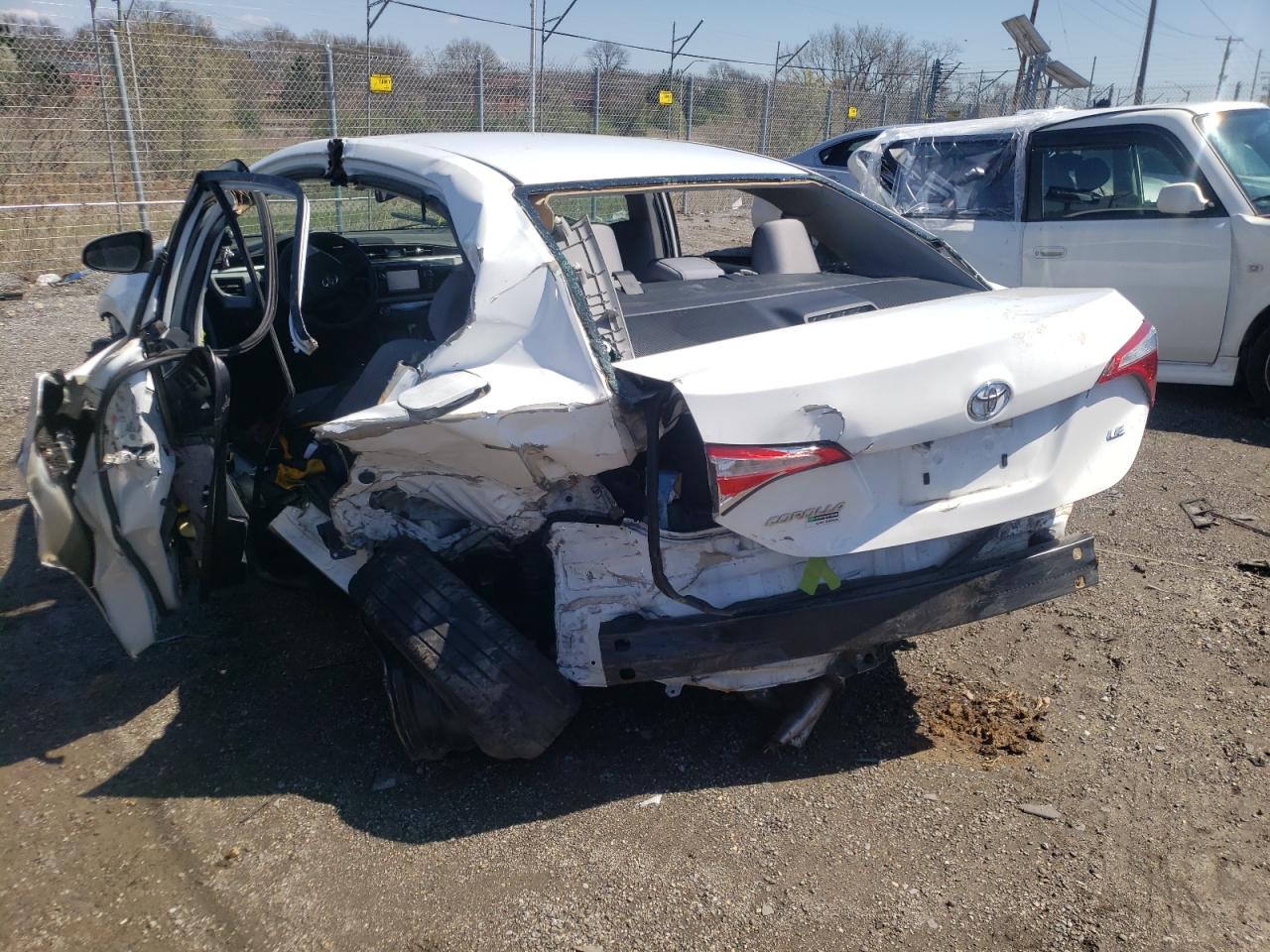 Photo 3 from auction – 2016 TOYOTA COROLLA L with VIN 5YFBURHE0GP444979