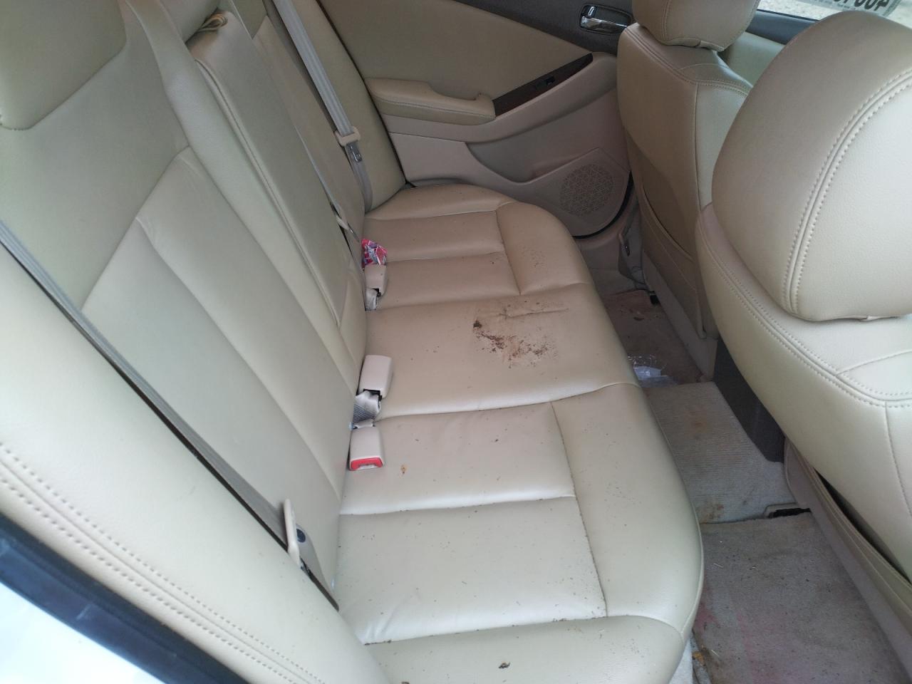 Photo 6 from auction – 2011 NISSAN ALTIMA SR with VIN 1N4BL2AP2BN463731